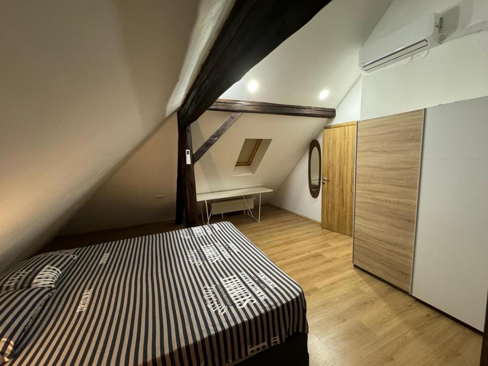 Appartamento Apartman Buzanova Zagabria Esterno foto